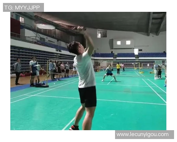 奥运冠军赞叹深圳红岭中学羽毛球实力超群引发关注